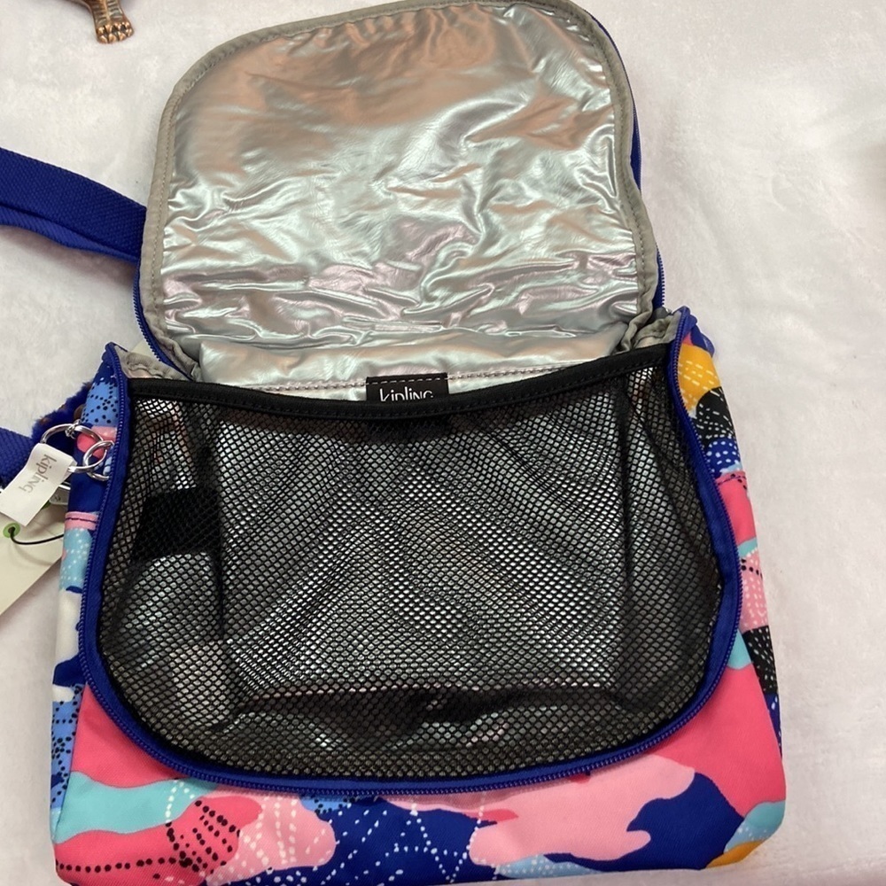 Kipling Live Light Lunch Bag Geometric Design With Monkey NWT - Picture 10 of 13